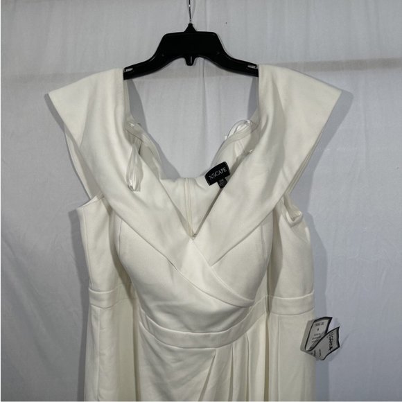 NWD DEFECT $250 Xscape Off the Shoulder Surplice Gown White [ SZ 20W PLUS ] Q451 - Picture 3 of 16
